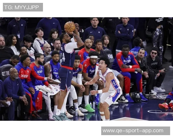 克莱半场表现平平仅得5分状态不佳引发球迷关注